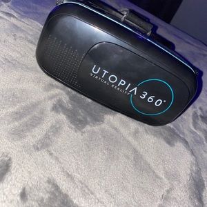 Virtual reality headset